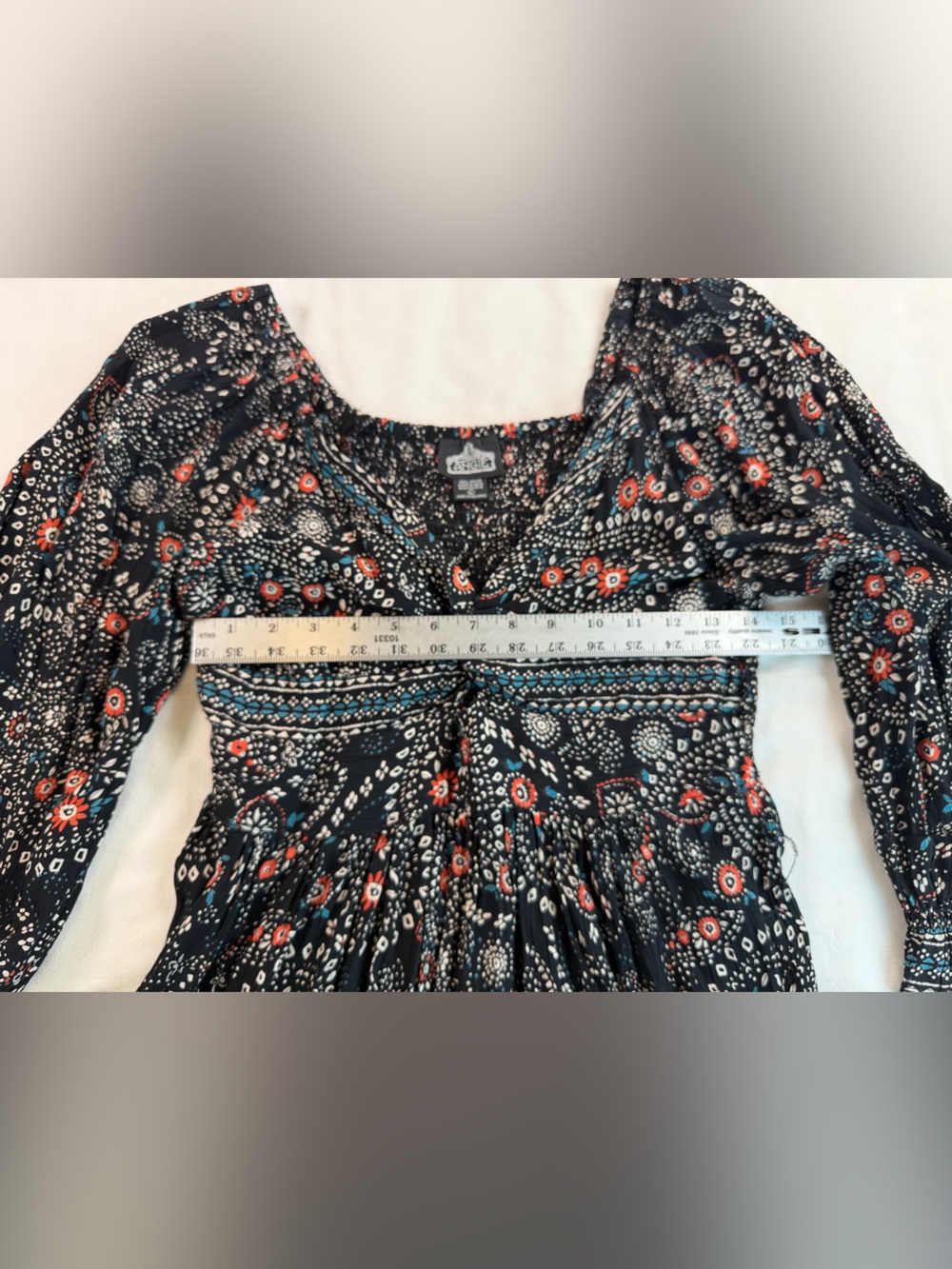Angie Keyhole Cutout Black Floral Twist-Front Long Sleeve Boho Dress Size Large - Picture 8 of 9
